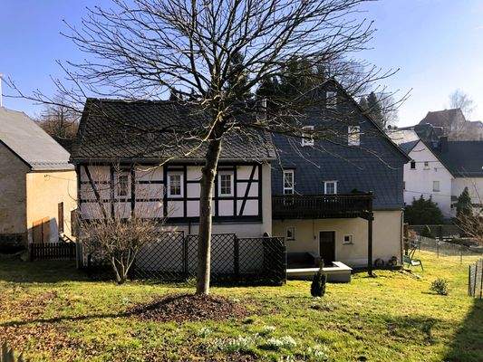 Wohnhaus Gartenansicht