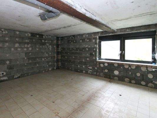 Großer, heller Kellerraum
