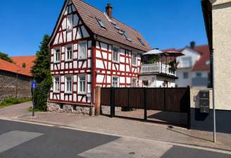 Straßenansicht
