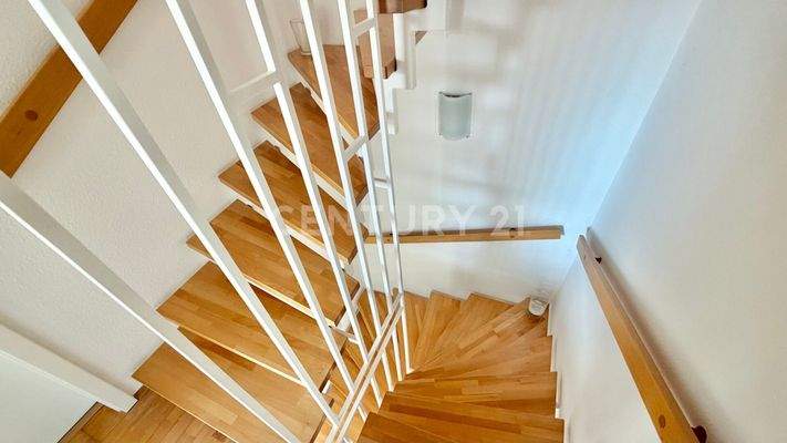 das stylische Treppenhaus