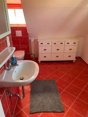 FeWo DG - Badezimmer (2)