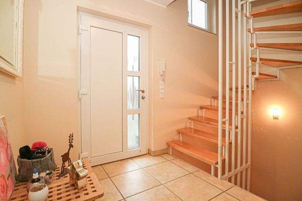 Privat. Geschützt. Besonders. | Haus Neuss / Rosellen (2N9AR5B) | immonet