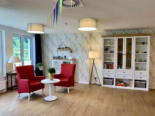 15) Gemeinschaftsraum