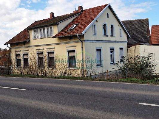 Außenansicht straßenseitig