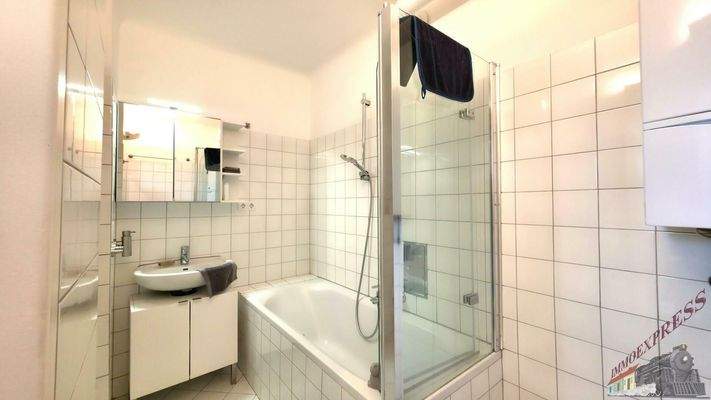 20260101_135037_resized