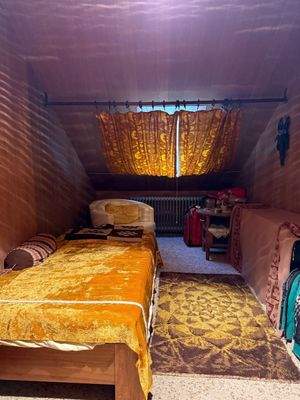 Ansicht kleines Zimmer -3- im DG