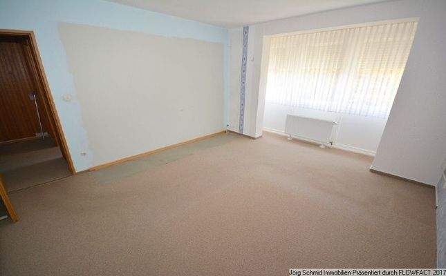 Helles Schlafzimmer mit viel Stellfläche