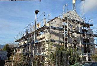 Ansicht Südost von der Esmarchstr. am 01.12.2025.j