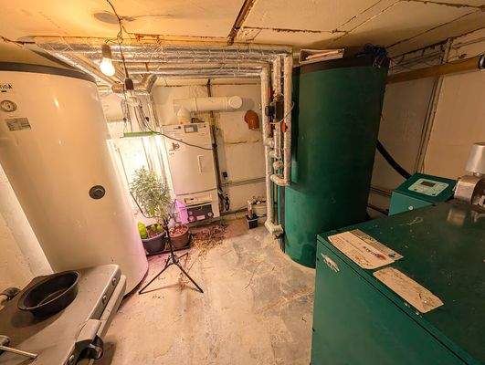 Heizungsraum Bild3.jpeg