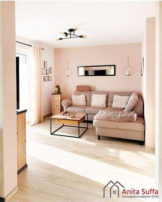 Blick ins Wohnzimmer