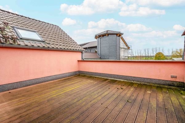 Haus 01 - Terrasse - Perspektive 01