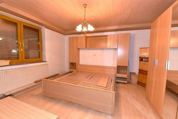 Schlafzimmer UG