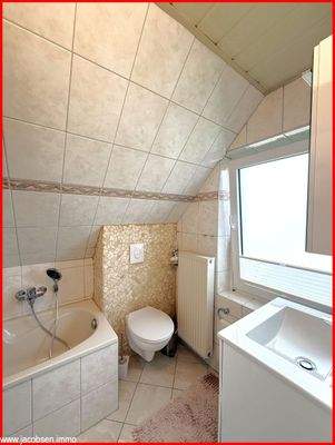 Badezimmer im Dachgeschoss