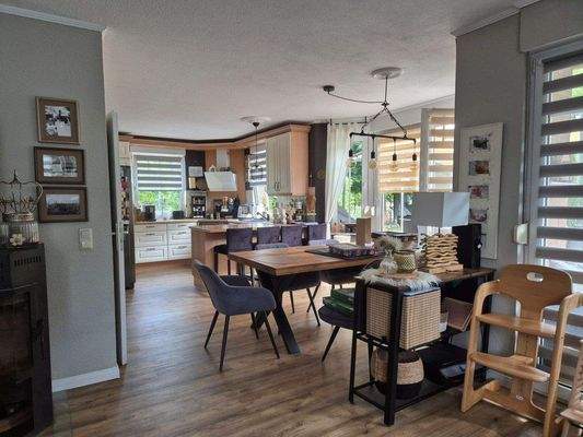 Blick vom Wohn- Esszimmer