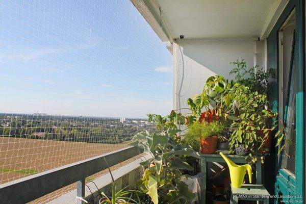 Blick nach und über München