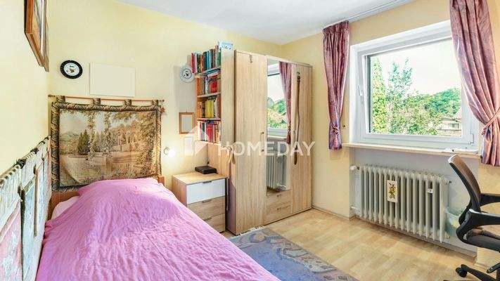 1. OG Kinderzimmer 1 1