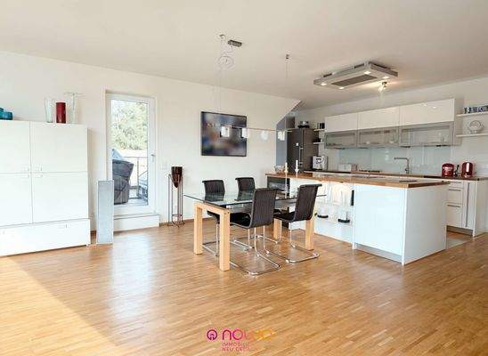 Essbereich und Küche