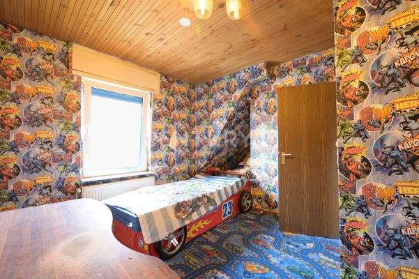 Kinderzimmer 2/Durchgangszimmer