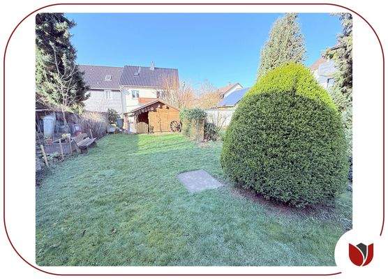 Großer Garten – ideal, um sonnige Stunden allein oder in geselliger Runde zu genießen.