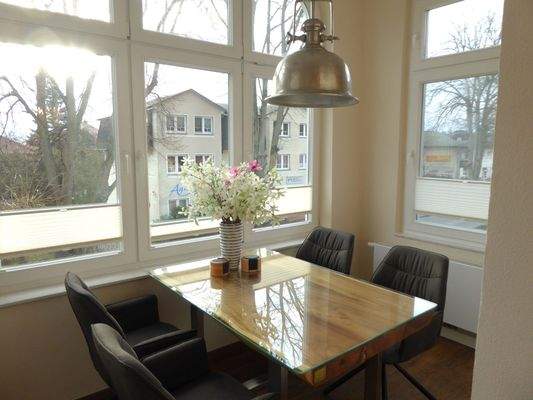 Essplatz im Wintergarten