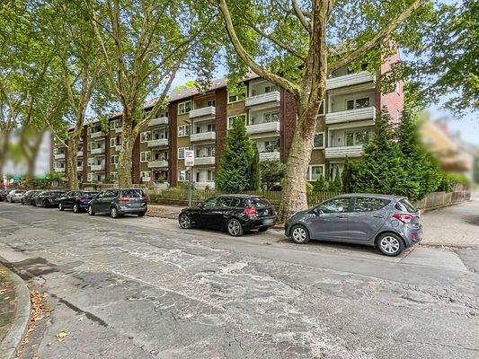 579156-A-backbonephoto-001_b_001