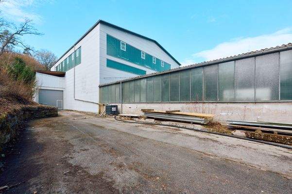 Gebäude 4, Objektansicht mit Gebäude 3 im Vordergrund 