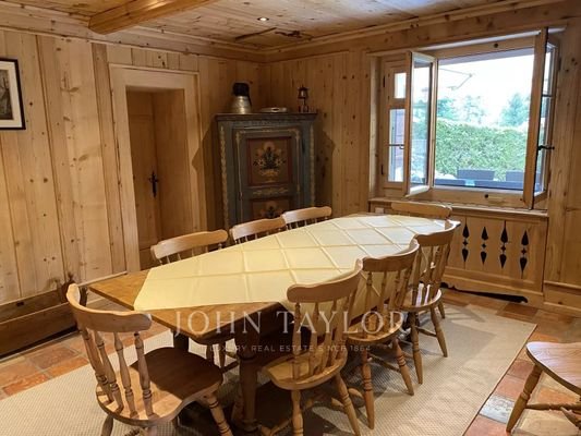 Dining room Wooden floor