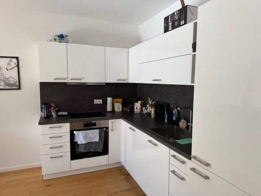 gepflegte Einbauküche