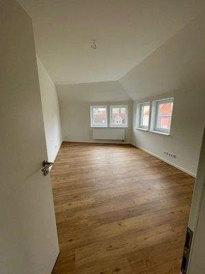 Whg. rechts Schlafzimmer 1.2.jpg