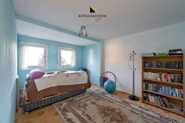 ...sehr geräumigen Zimmern...