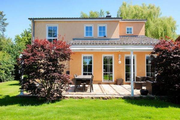 Hausansicht von hinten