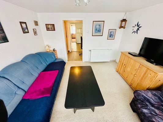 33-KleineEinheit-Wohnzimmer.jpg