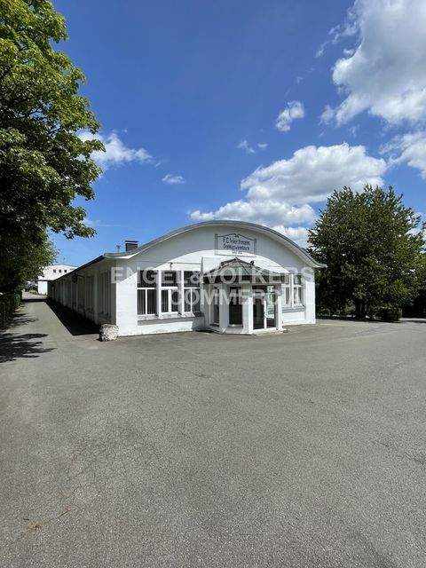 Lüdenscheid Halle, Lüdenscheid Hallenfläche