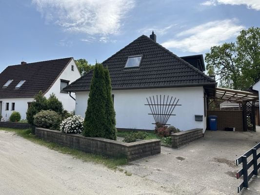 Straßenansicht