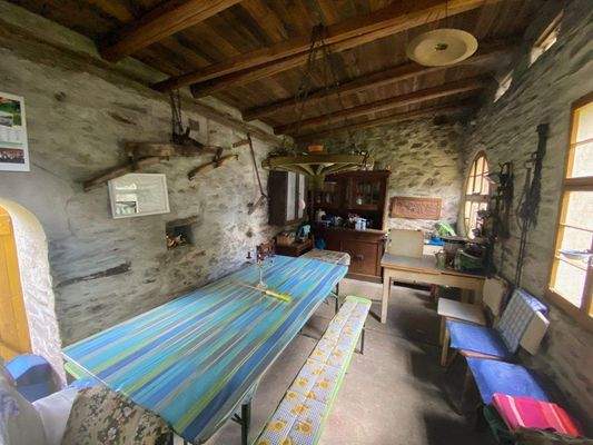 9 Sommerküche Innenaufnahme.jpg