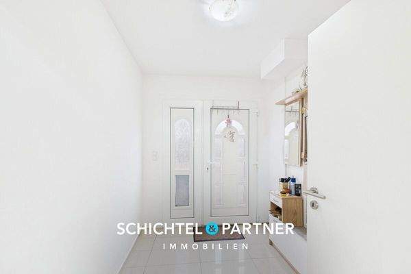 S&P | Eingangsbereich