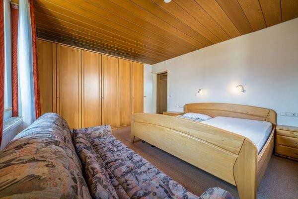 großes Schlafzimmer