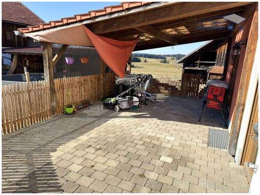 Überdachte Terrasse