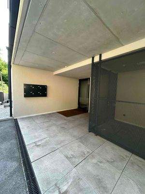 Eingangsbereich mit Fahrradraum