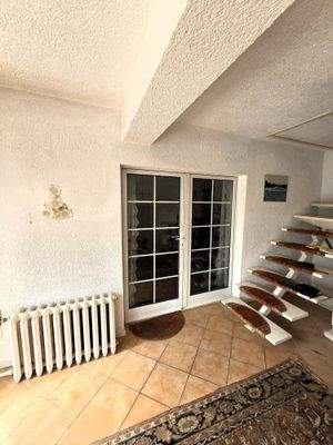 Zugang zum WG  und Treppe zum Dachboden