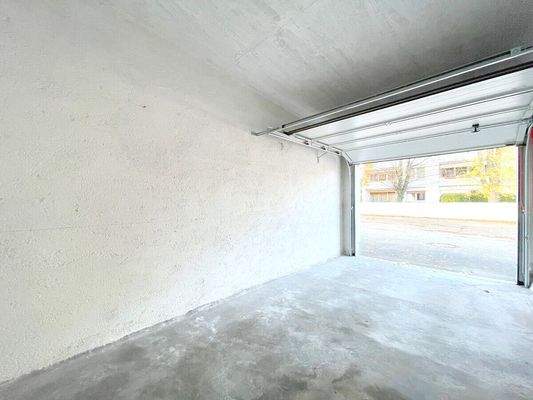 Sehr viel Platz in der Einzelgarage