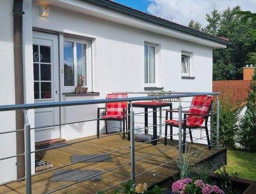 Eingang ELW mit Terrasse