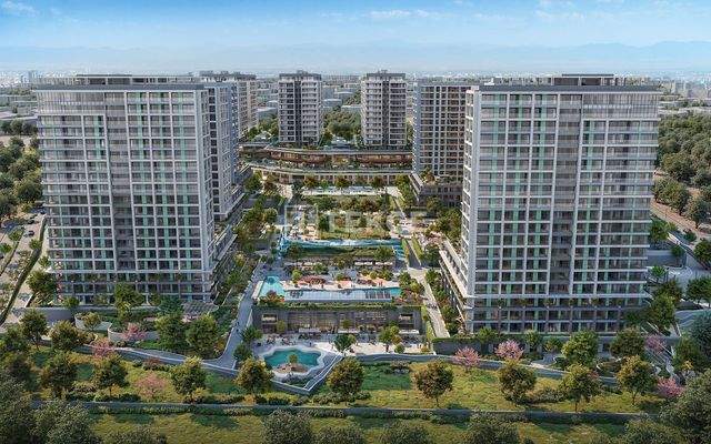 Real Estate for Sale in a Secure Complex in Kartal, Istanbul