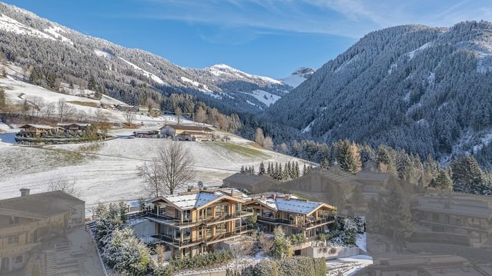 KITZIMMO-Luxusvilla in prominenter Toplage kaufen - Immobilien Aurach bei Kitzbühel.