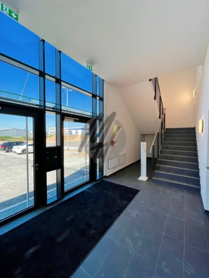 INFOS UNTER: 06171-586000