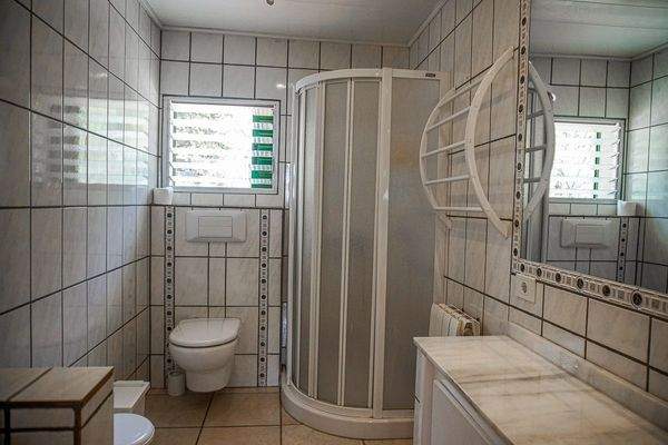 Eines der 5 Badezimmer