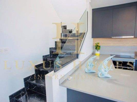 CAE0982E-6F89-4633-BC3A-FBE3468FEC2E