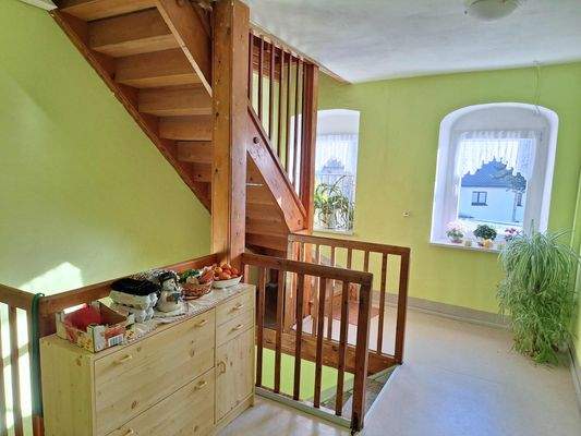 Göthe2Treppenhaus OG.jpg