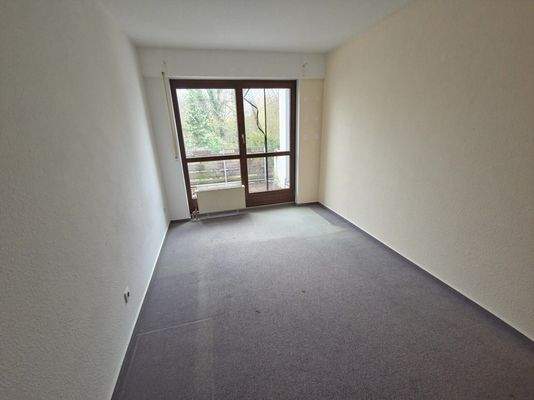 Kinderzimmer 1 im OG mit Balkon