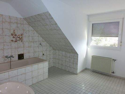 Badezimmer vor Renovierung